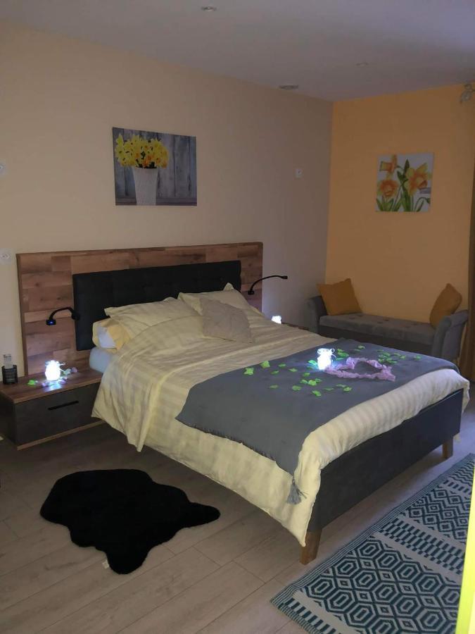 Jonquille Chic La Piccola Venezia Bed & Breakfast Vrecourt Luaran gambar